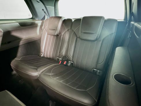 Used 2017 Mercedes-Benz GLS 450 4MATIC image 30