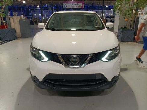 Used 2019 Nissan Rogue Sport S AWD/4WD image 3