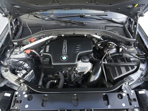 Used 2017 BMW X3 sDrive28i image 15