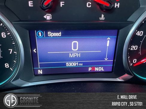 Used 2022 Chevrolet Equinox LT w/ Driver Convenience Package image 16