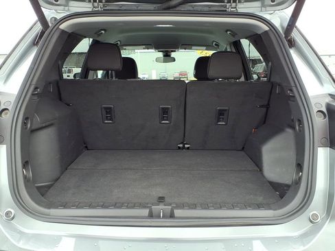 Certified 2023 Chevrolet Equinox LT FWD image 12