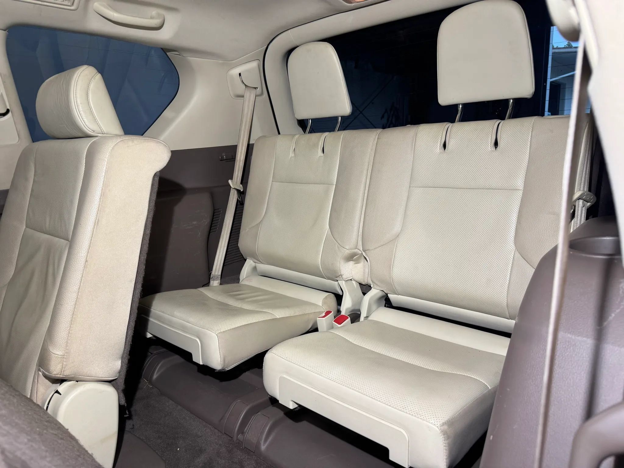Used 2015 Lexus GX 460 w/ Premium Package AWD/4WD image 32