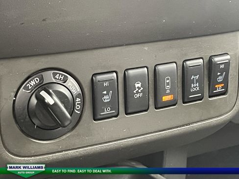 Used 2019 Nissan Frontier PRO-4X image 23