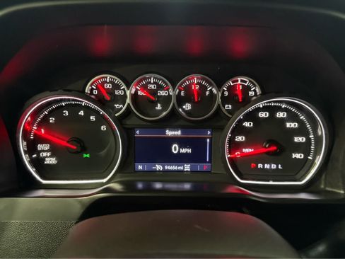 Used 2020 Chevrolet Silverado 1500 RST AWD/4WD image 19