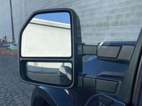 Used 2025 Ford F450 Platinum image 13