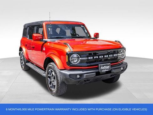 Used 2023 Ford Bronco Outer Banks AWD/4WD image 2