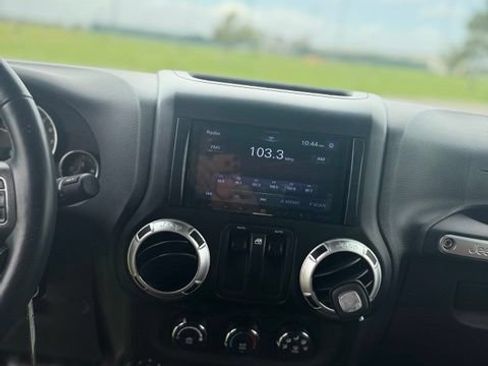 Used 2013 Jeep Wrangler Sahara w/ Connectivity Group AWD/4WD image 11