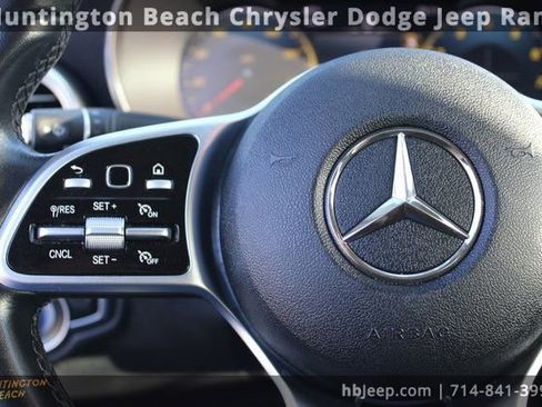 Used 2021 Mercedes-Benz C 300 Sedan image 21