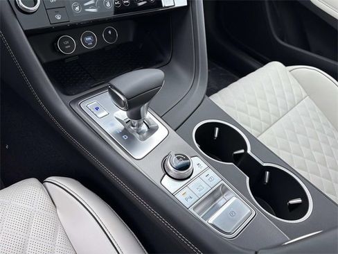 Used 2025 Genesis G70 3.3T Advanced w/ Sport Prestige Package image 20