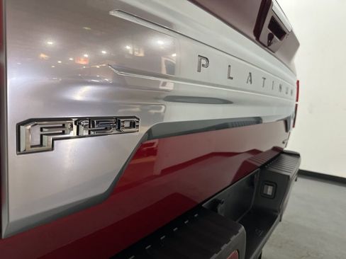 Used 2018 Ford F150 Platinum w/ Equipment Group 701A Luxury image 13