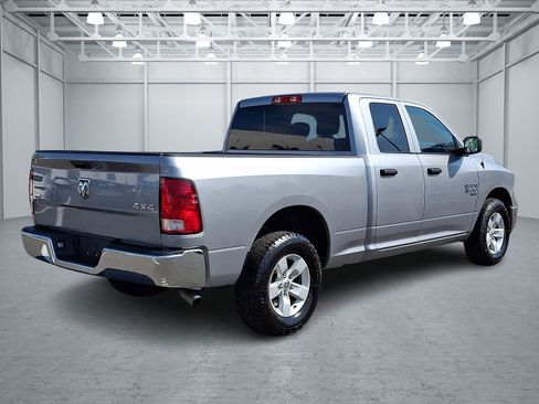 Used 2024 RAM 1500 Classic SLT AWD/4WD image 6