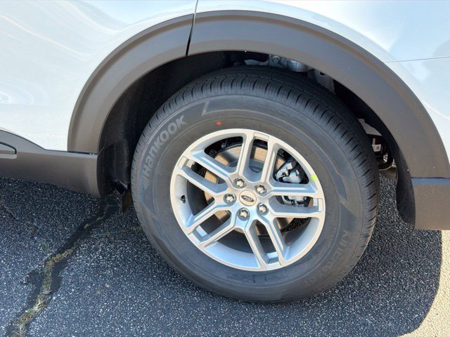 New 2027 Ford Explorer Active AWD/4WD image 6