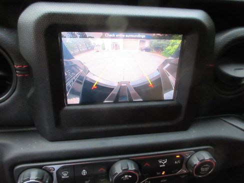 Used 2021 Jeep Wrangler Unlimited Rubicon w/ Dual Top Group image 57