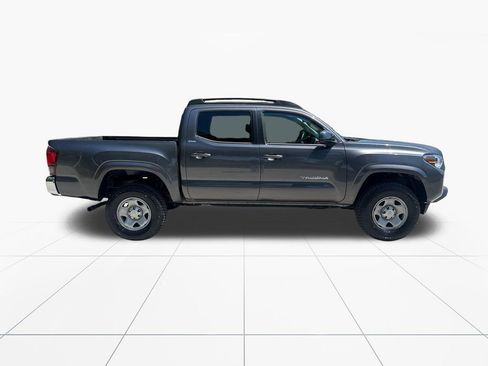 Used 2023 Toyota Tacoma SR5 RWD image 9