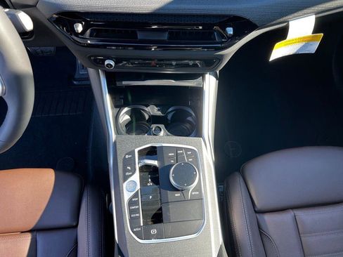 New 2026 BMW 330i xDrive Sedan w/ M Sport Package AWD/4WD image 17