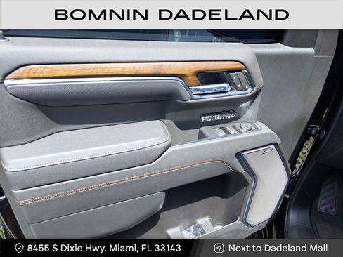 Used 2025 Chevrolet Silverado 1500 High Country w/ Technology Package image 23