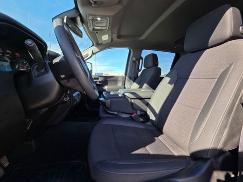 Used 2025 Chevrolet Silverado 2500 Custom w/ Custom Value Package image 23