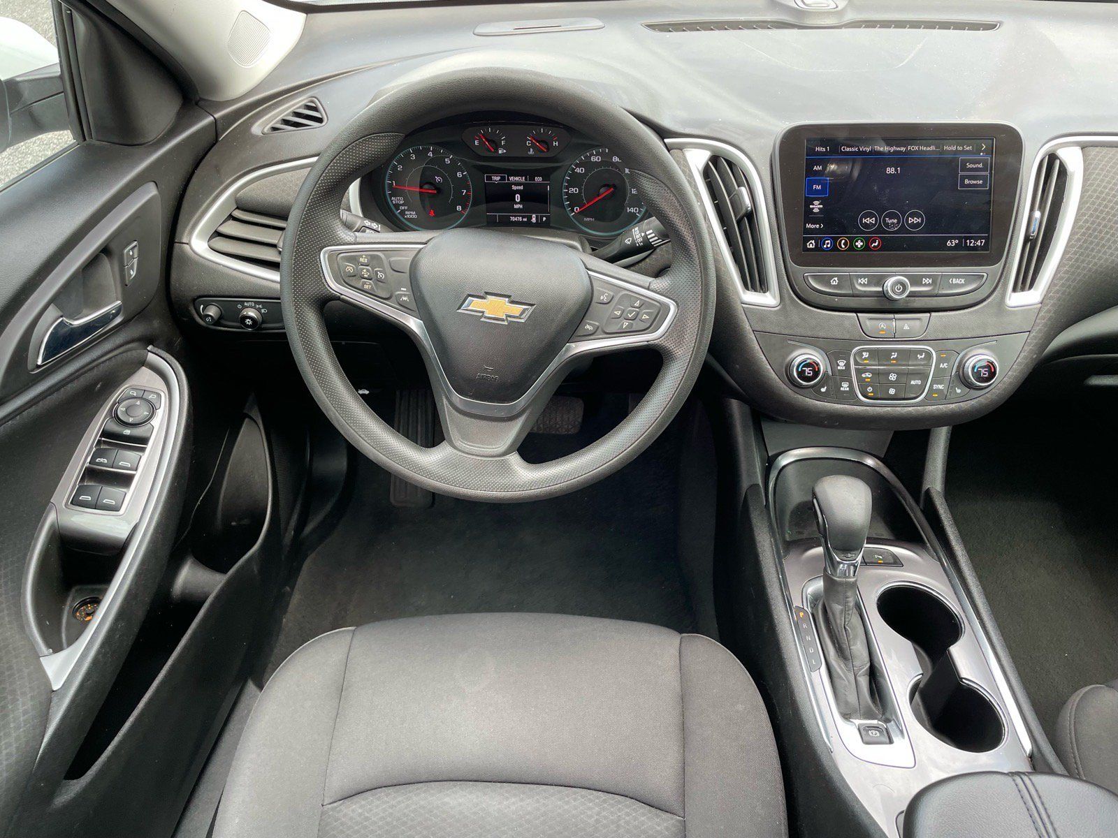 Used 2023 Chevrolet Malibu LT w/ Driver Confidence Package FWD image 5