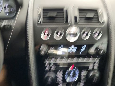 Used 2015 Aston Martin DB9 Coupe RWD image 60