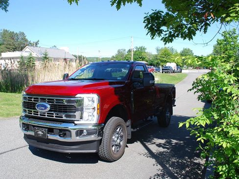 Used 2025 Ford F350 XLT w/ Snow Plow Prep Package AWD/4WD image 3