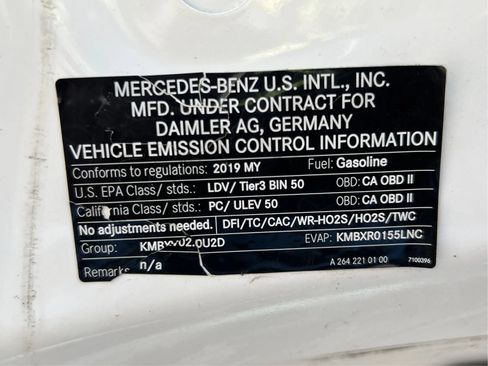 Used 2019 Mercedes-Benz C 300 4MATIC Sedan image 28