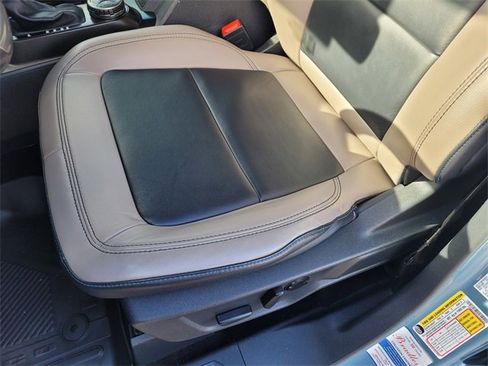 Used 2022 Ford Bronco Wildtrak image 12