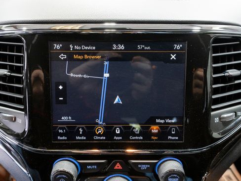 Used 2019 Jeep Grand Cherokee Overland image 17