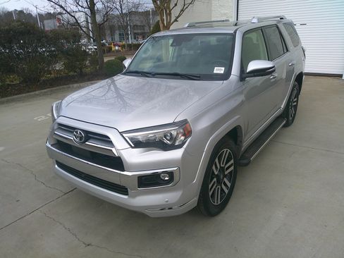 Used 2023 Toyota 4Runner Limited image 6