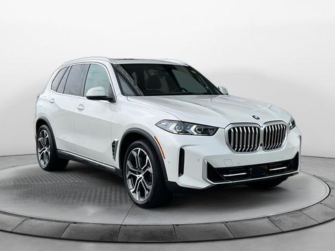 Used 2026 BMW X5 xDrive40i AWD/4WD image 1