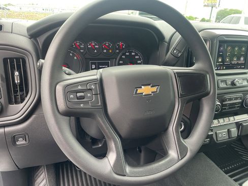 New 2026 Chevrolet Silverado 1500 Custom AWD/4WD image 15