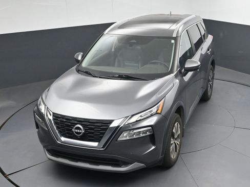 Used 2022 Nissan Rogue SV w/ SV Premium Package image 29