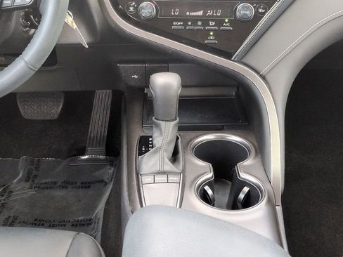 Certified 2023 Toyota Camry SE FWD image 18