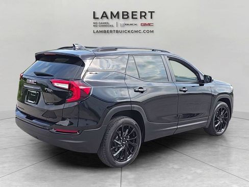 Used 2024 GMC Terrain SLE w/ Driver Convenience Package AWD/4WD image 5