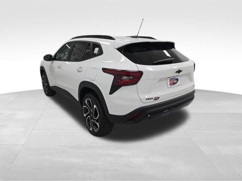 New 2026 Chevrolet Trax RS w/ Driver Confidence Package image 3