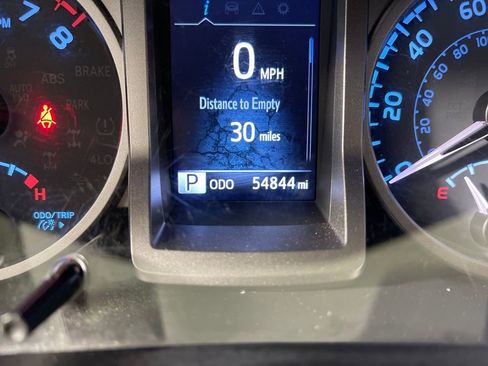 Used 2023 Toyota Tacoma SR5 image 22