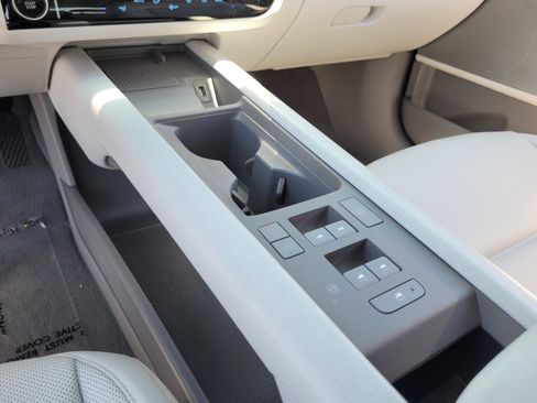 Used 2024 Hyundai Ioniq 6 SEL RWD image 20