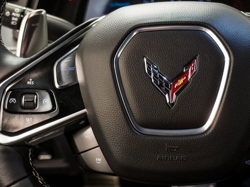 Used 2023 Chevrolet Corvette Stingray w/ Z51 Performance Package image 11