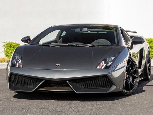Used 2013 Lamborghini Gallardo LP 570-4 Superleggera AWD/4WD image 1