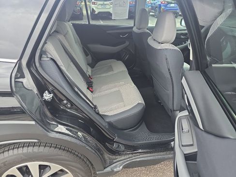 Certified 2025 Subaru Outback Premium AWD/4WD image 7