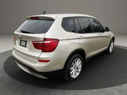 Used 2017 BMW X3 sDrive28i RWD image 6