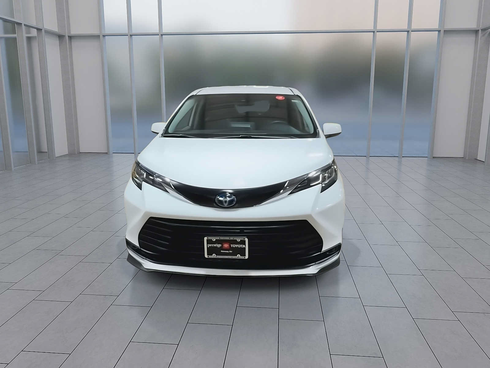 Certified 2022 Toyota Sienna LE FWD image 3