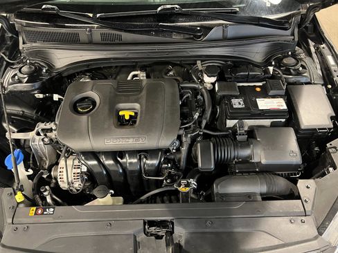 Used 2021 Kia Forte LXS image 40