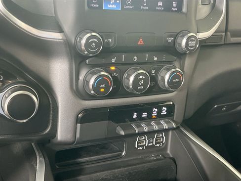 Used 2023 RAM 1500 Big Horn AWD/4WD image 15