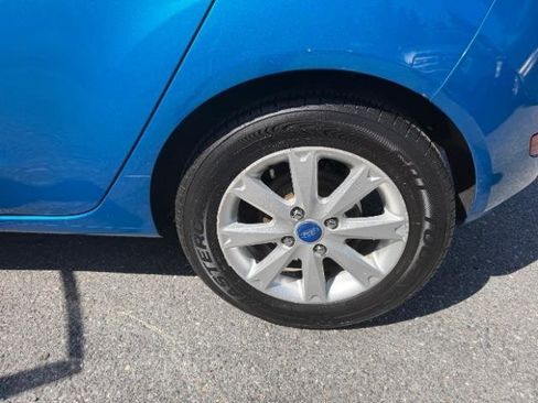 Used 2013 Ford Fiesta SE FWD image 12