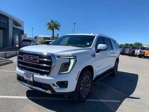 New 2026 GMC Yukon XL Elevation w/ Elevation Premium Package AWD/4WD image 2