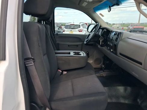 Used 2013 Chevrolet Silverado 1500 W/T AWD/4WD image 29