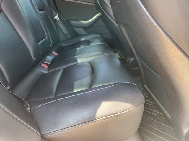Used 2022 Tesla Model 3 Performance AWD/4WD image 29