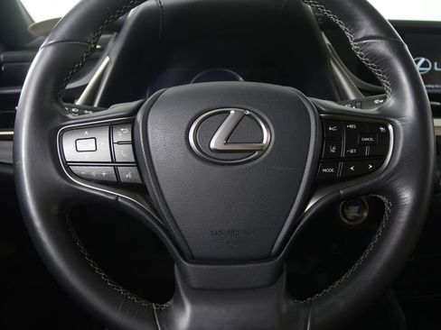 Used 2019 Lexus ES 350 w/ Accessory Package 2 FWD image 17