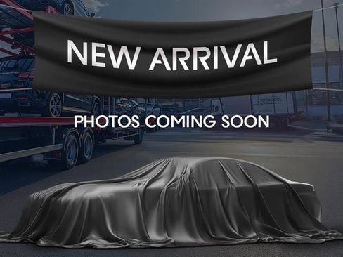 Used 2024 Nissan Altima 2.5 SV FWD image 2