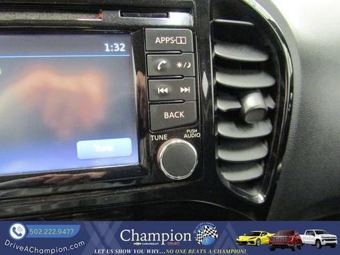 Used 2016 Nissan Juke SL image 29